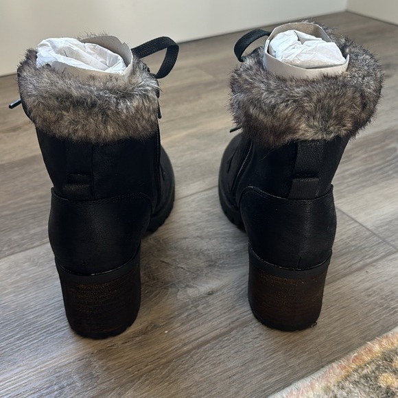 Steve Madden Booties - Picture 5 of 7